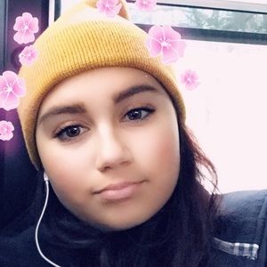 Meet your Posher, Isabela